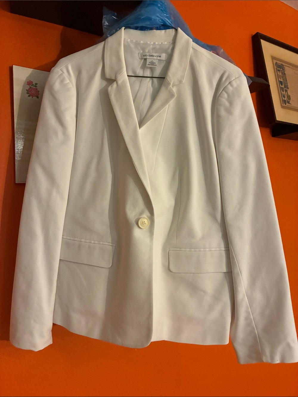 Liz Claiborne Cream Single-Button Notch Lapel Blazer